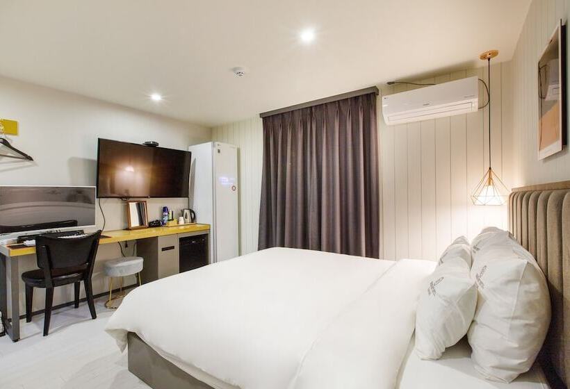 Номер Deluxe, Brown Dot Hotel Minam