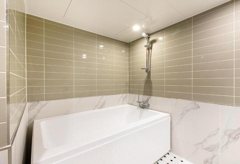 Номер Deluxe, Brown Dot Hotel Minam