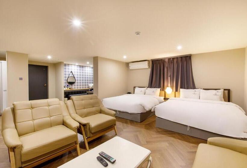 Люкс Superior, Brown Dot Hotel Minam