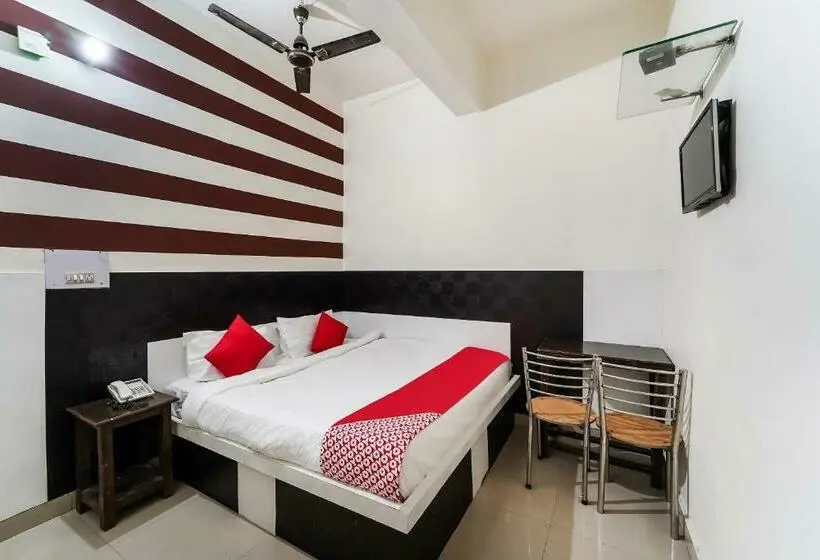 Basic-huone, O Landlord
