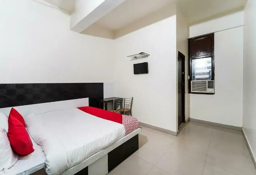Basic-huone, O Landlord