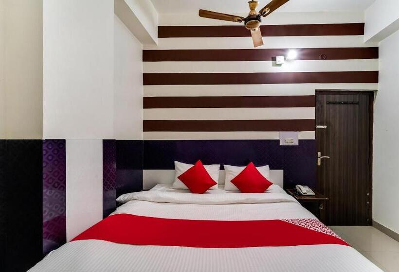 트리플 클래식 룸, O Landlord