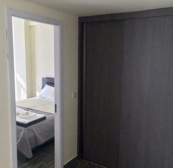 סוויטה נוף לים, Scala