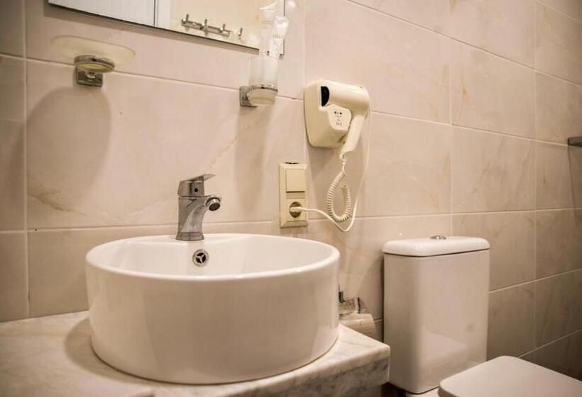 סוויטה נוף לים, Scala