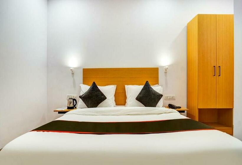 Quarto Triplo Clássico, Super Townhouse Sector 19 Indiranagar Near Fun Republic Mall