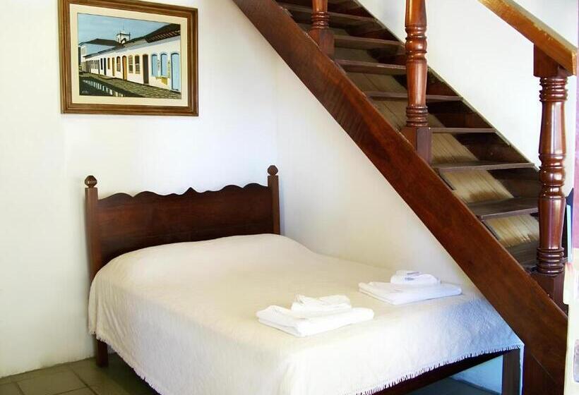 Четырехместный Номер Стандарт с Балконом, Velejador