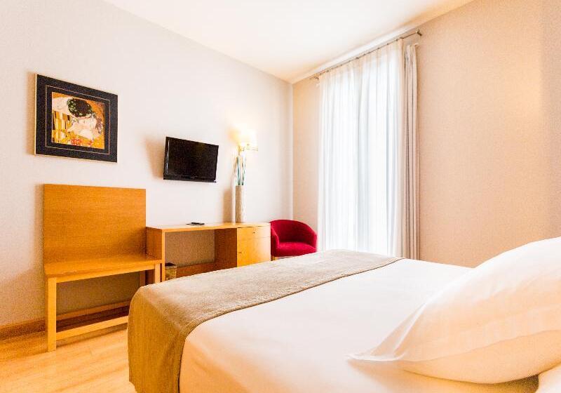 اتاق استاندارد یک نفره, Aacr Museo