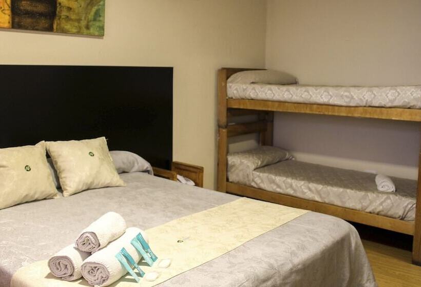 اتاق استاندارد چهار تخته, Alto Parana