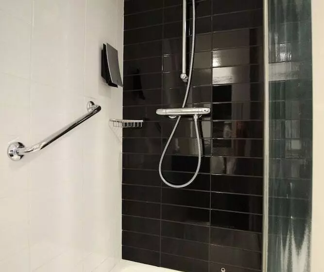 اتاق استاندارد, Holiday Inn Express Leeds East, An Ihg