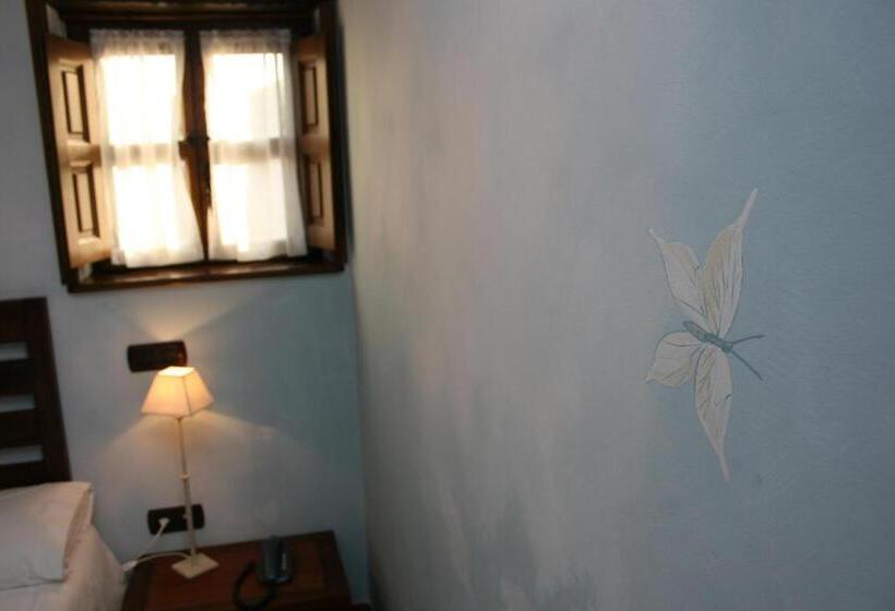 اتاق استاندارد با وان آب گرم, La Casona De Revolgo