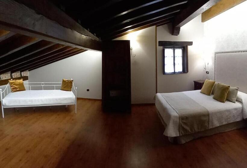 اتاق سوپریور چهار تخته, La Casona De Revolgo