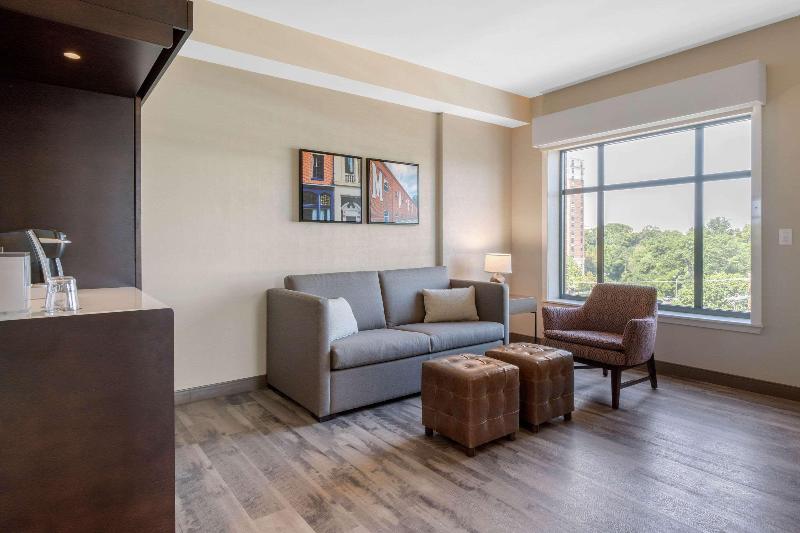 デラックスルーム, Le Belmont Paris