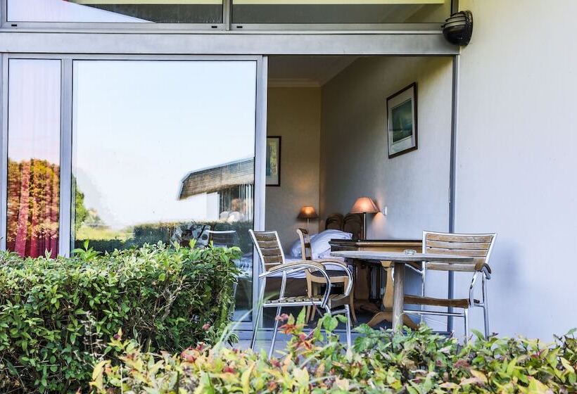 스탠다드 룸 가든 전망, Le Relais Saint Michel