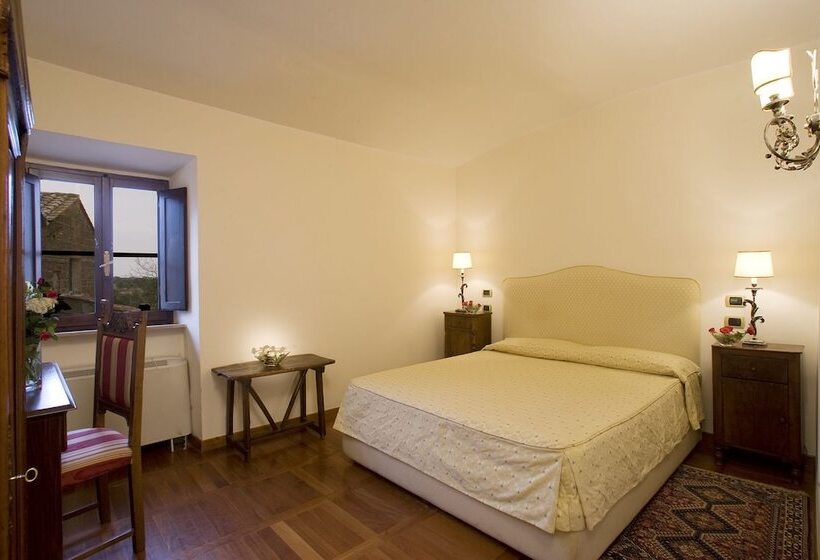 חדר סטנדרט, Scilla