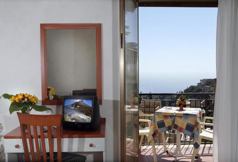 オーシャンビュースタンダードルーム, Soleado