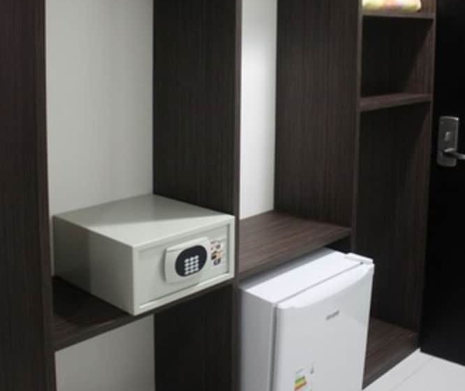 غرفة قياسية ثلاثية, Tropico Praia