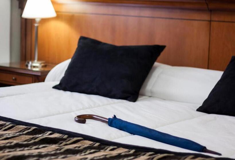 주니어 스위트, Tucuman Center Suites&business