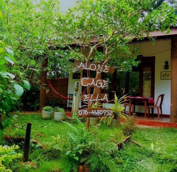 Deluxe-huone King-vuode, Alone Cage Ella