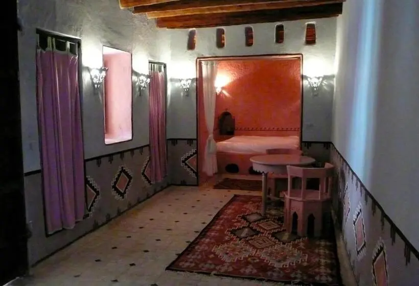 اتاق استاندارد یک نفره, Dar Nejma