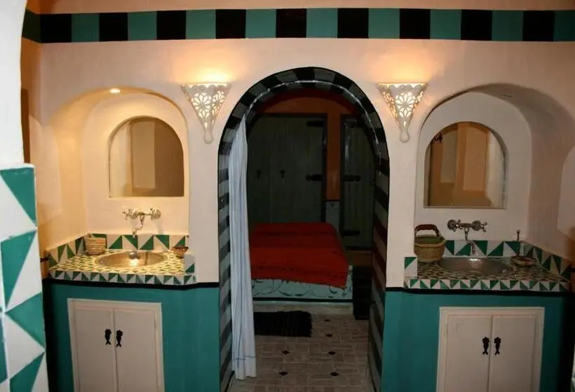 سوییت جونیور, Dar Nejma