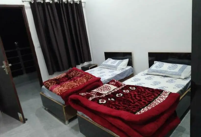 Quarto Economy, Aman
