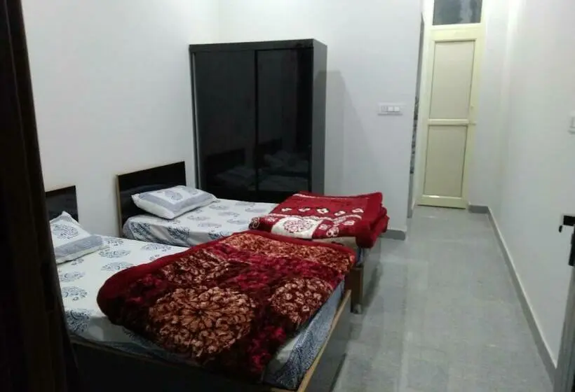 Quarto Economy, Aman