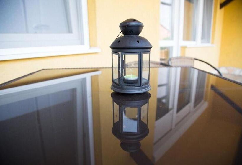 חדר דלוקס, Levendula Apartmanház