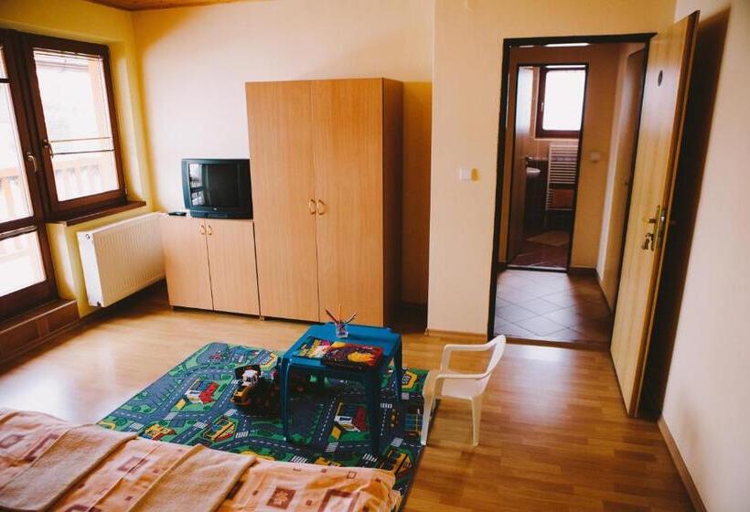 패밀리 룸, Penzión Pod Kýčerou