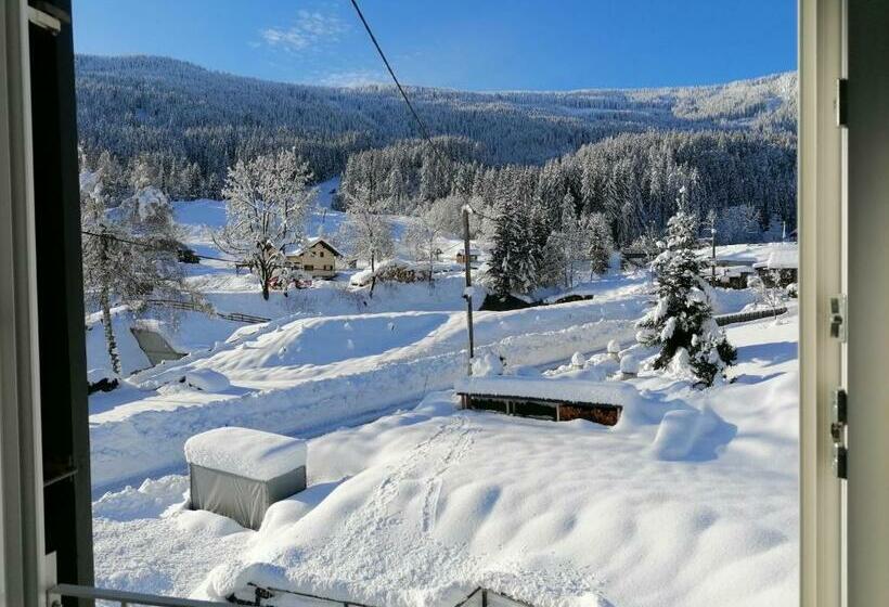 디럭스 룸, Studio Holunder Weissbriach