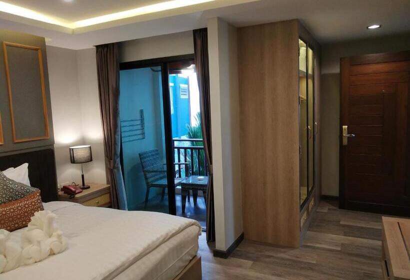 غرفة قياسية مزوَّدة بشُرفة, De Sripoom Sha Extra Plus