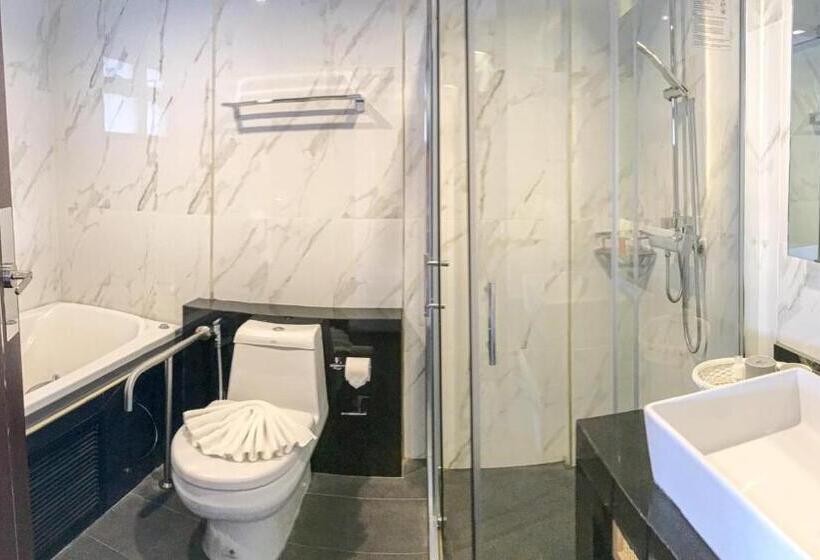 غرفة ديلوكس, De Sripoom Sha Extra Plus