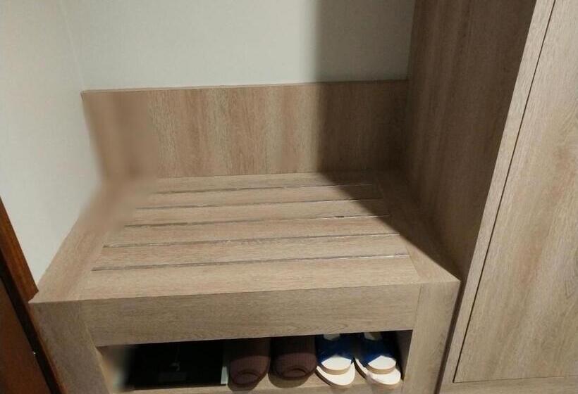 غرفة ديلوكس, De Sripoom Sha Extra Plus