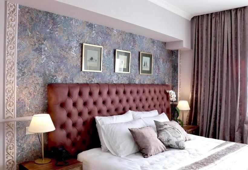 Deluxe Room Mountain View, Omart Hotel Gallery