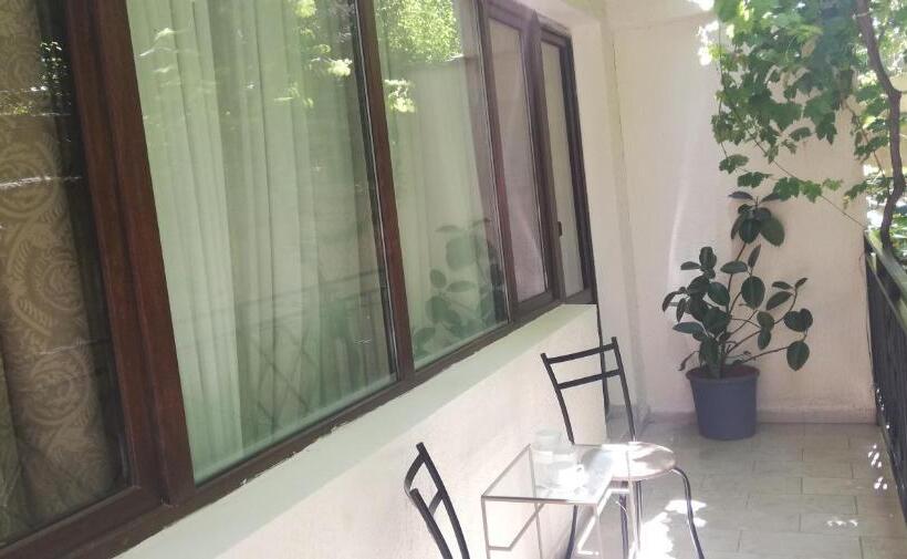 اتاق لوکس با بالکن, Omart Hotel Gallery