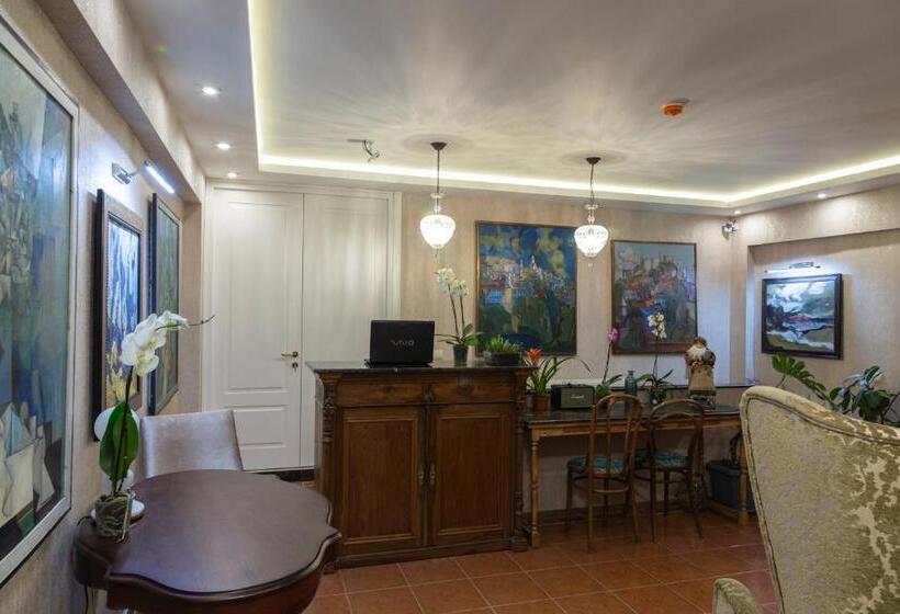 اتاق لوکس با بالکن, Omart Hotel Gallery