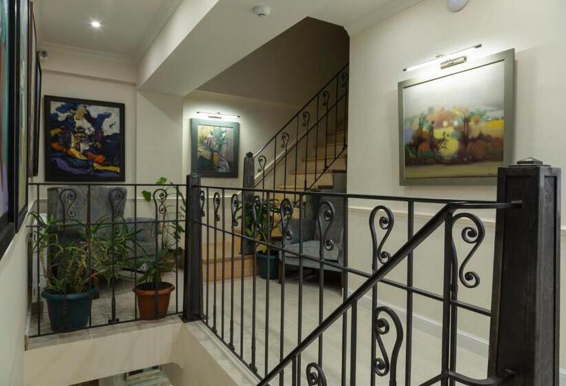 اتاق لوکس با چشمانداز شهر, Omart Hotel Gallery