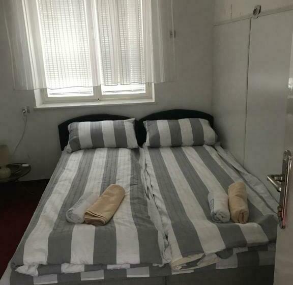 اتاق استاندارد با سرویس بهداشتی مشترک, Sarajevo Rooms