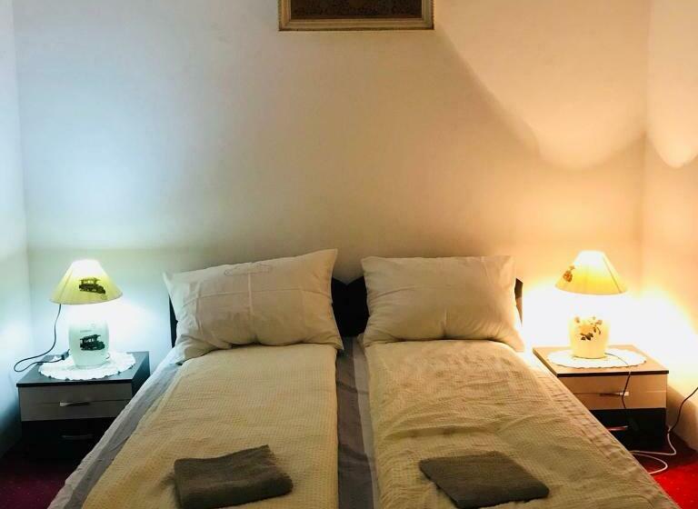 اتاق استاندارد با سرویس بهداشتی مشترک, Sarajevo Rooms