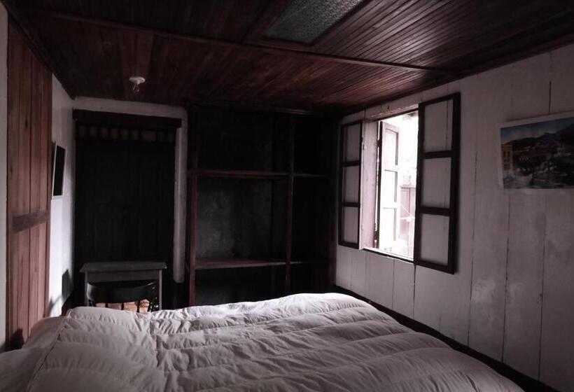 اتاق استاندارد با سرویس بهداشتی مشترک, Casa Seibel