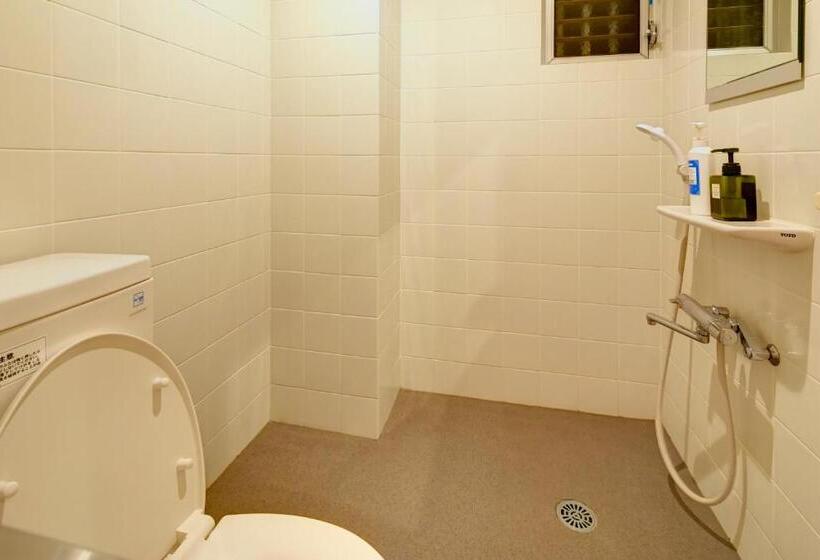 اتاق استاندارد سه نفره, Guest House Grand Naha