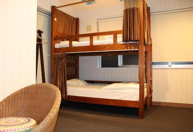 スタンダードトリプルルーム, Guest House Grand Naha