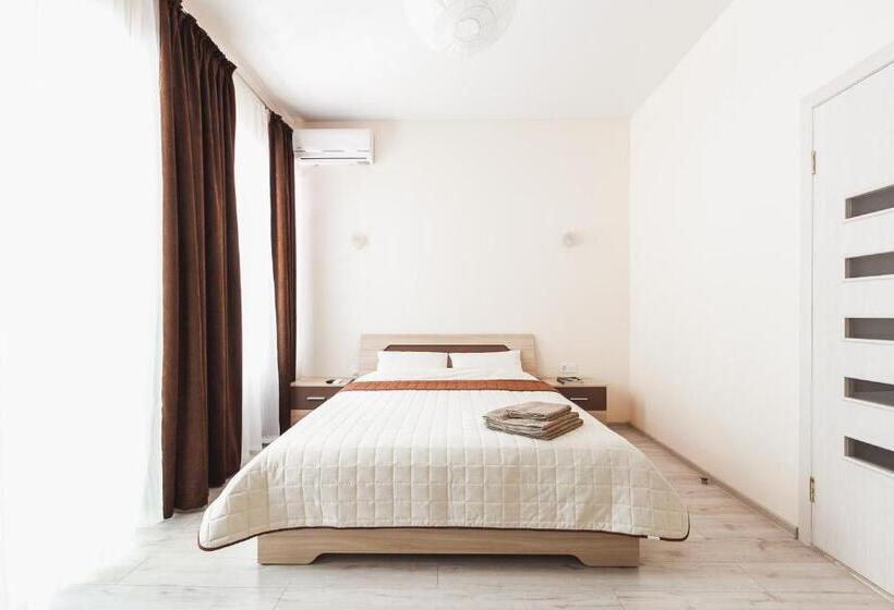 آپارتمان 1 خوابه با بالکن, Apartments Near Deribasovskaya