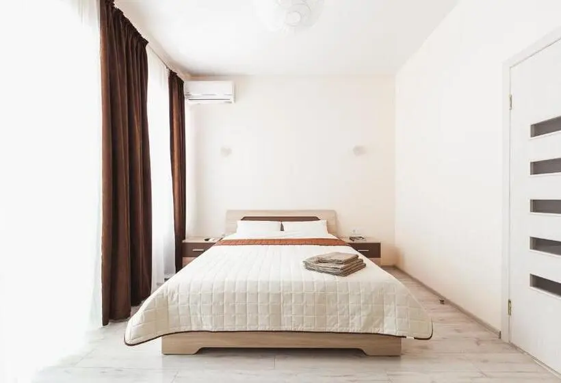 آپارتمان 1 خوابه با بالکن, Apartments Near Deribasovskaya
