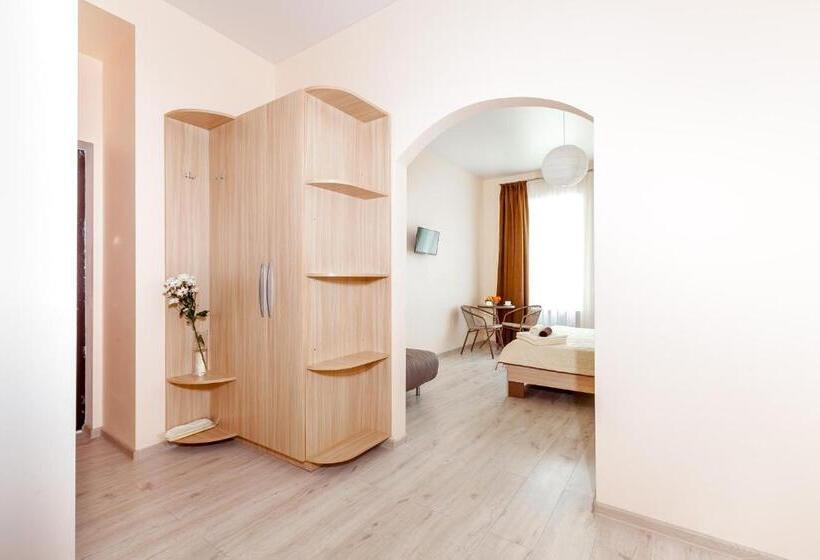 آپارتمان سوپریور 1 خوابه, Apartments Near Deribasovskaya