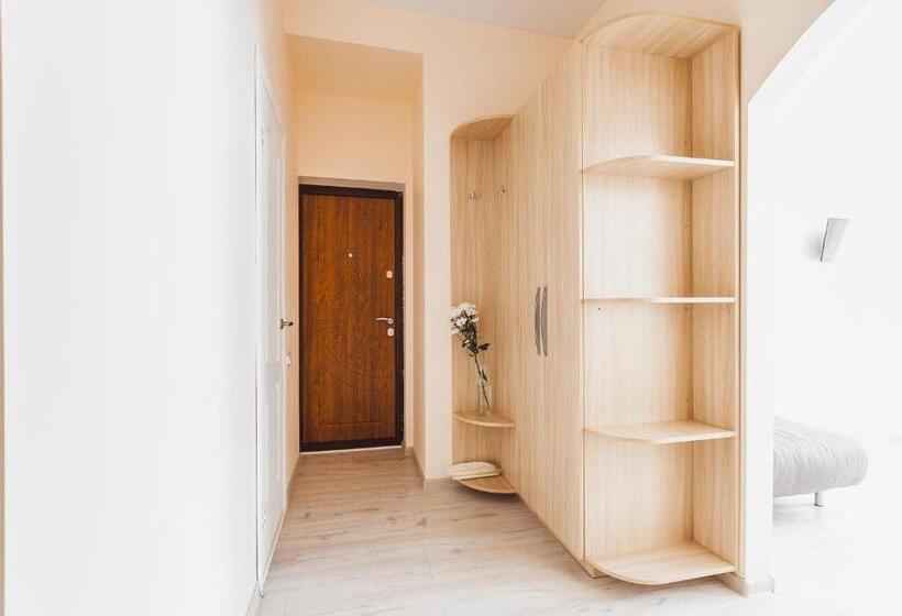 آپارتمان سوپریور 1 خوابه, Apartments Near Deribasovskaya