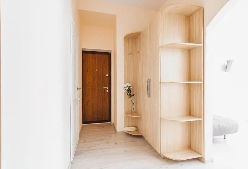 آپارتمان سوپریور 1 خوابه, Apartments Near Deribasovskaya