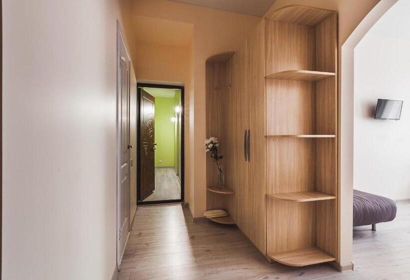 آپارتمان سوپریور 1 خوابه, Apartments Near Deribasovskaya
