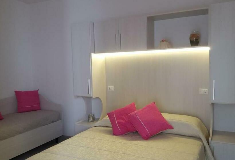 带阳台的三人标准间, Mont Blanc