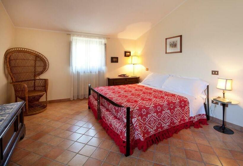 سوییت, Villa Rosy