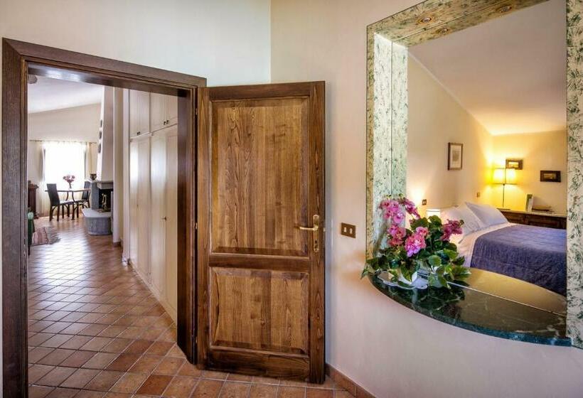 سوییت, Villa Rosy